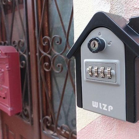 Centro Storico CagliariCasa Tipica Sarda Apartment Bagian luar foto