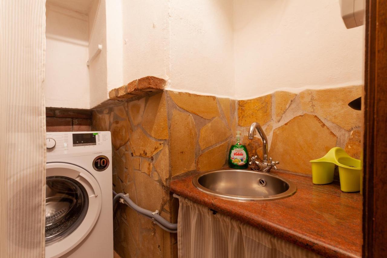 Centro Storico CagliariCasa Tipica Sarda Apartment Bagian luar foto
